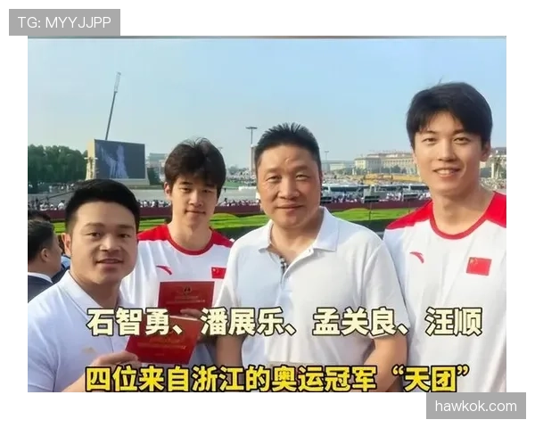 潘展乐赛后居然穿成网红潮牌，场上硬汉场下潮男真有两副面孔？